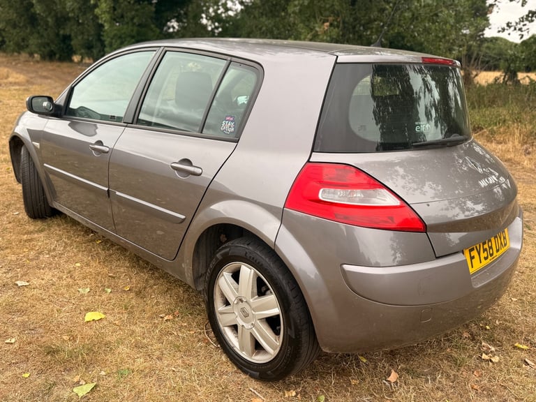 2009 MEGANE - 83,000 LOW MILES 