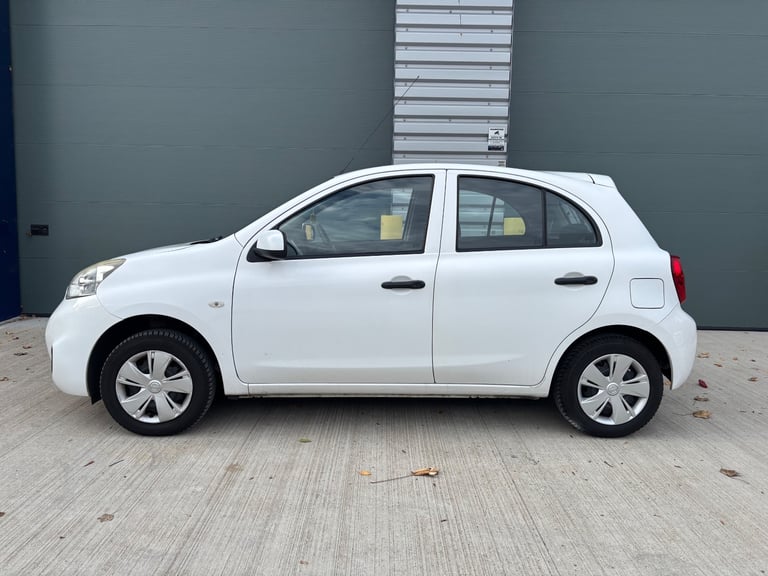 NISSAN MICRA 1.2 VISIA 2015 65 PLATE 5 DOOR IN WHITE 1 OWNER FULL SERVICE HISTORY