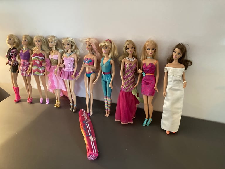 Gumtree barbie hot sale dolls