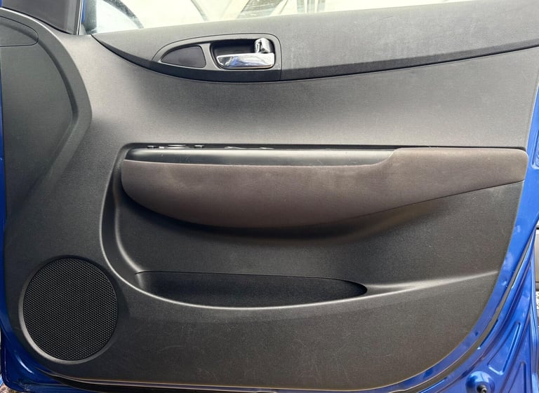 2011 Hyundai i20 1.4 Comfort Euro 5 5dr HATCHBACK Petrol Manual