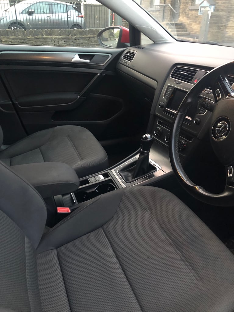 Volkswagen, GOLF, Hatchback, 2013, Manual, 1598 (cc), 5 doors