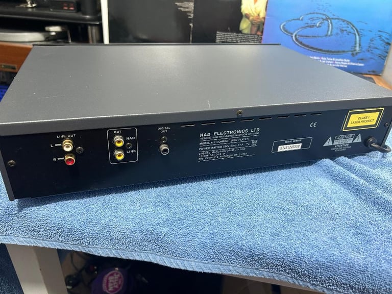 PENDING. NAD 512 CD Player one issue