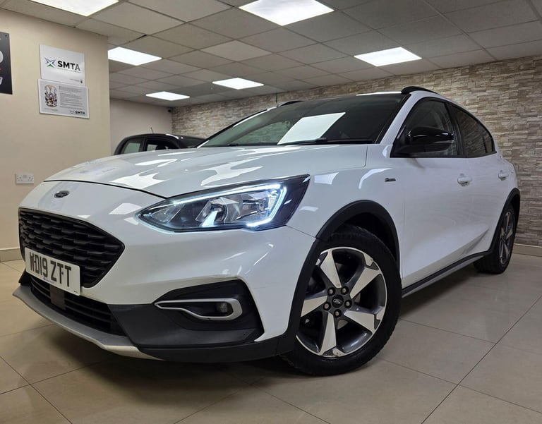 FORD FOCUS 1.0 T EcoBoost Active White Manual Petrol WARRANTY 12 MONTHS MOT