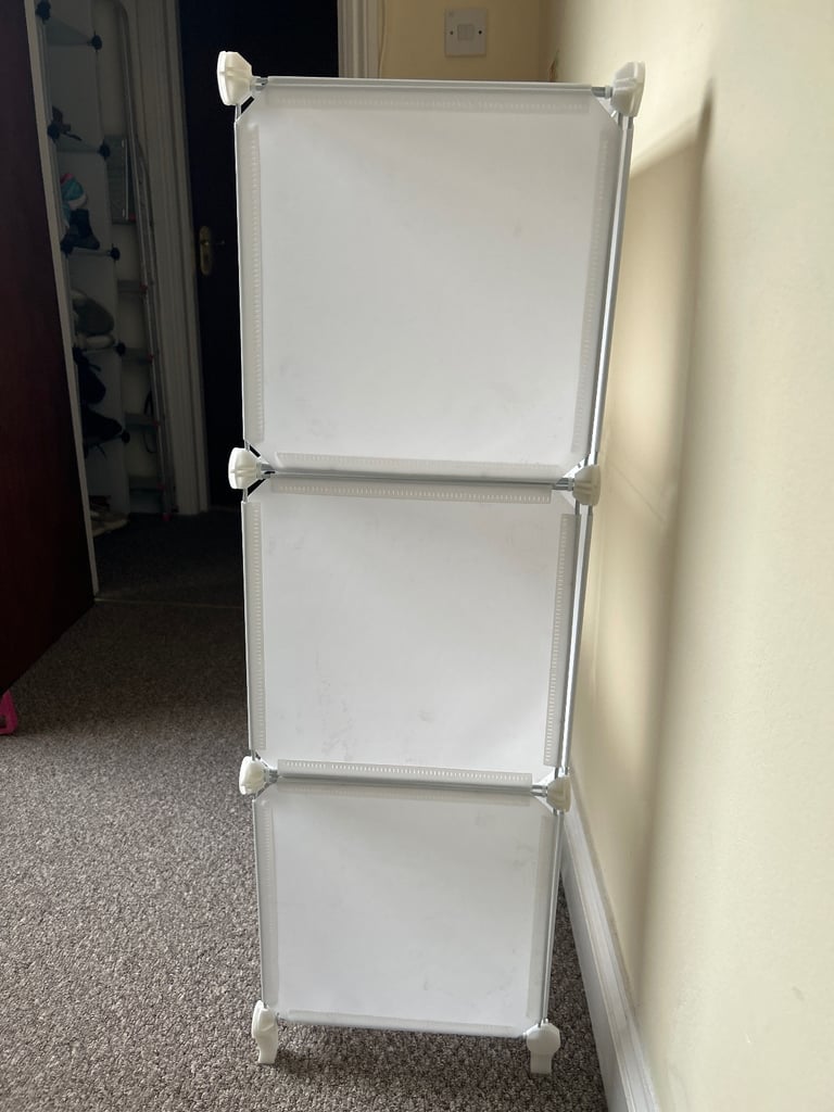 🧺 8-Cube Modular Storage Shelf – White, Washable, Sturdy w/ Plastic Hooks 🧺
