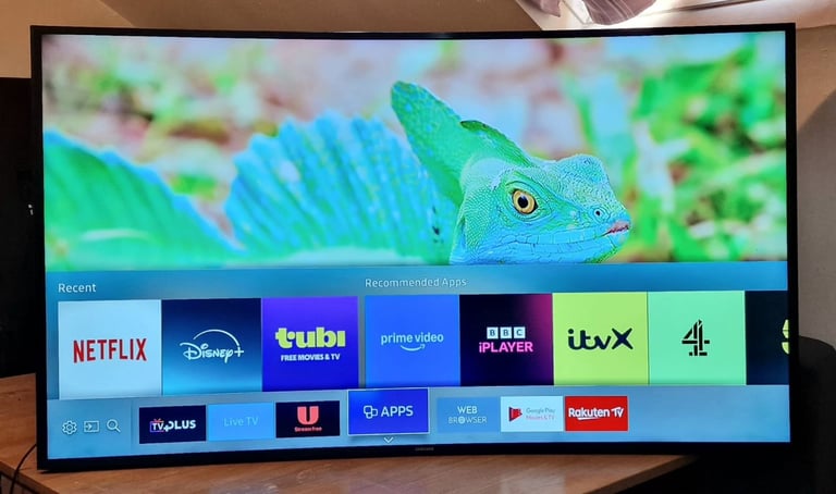 Samsung SMART tv 55 inch Fully Working order NO STAND