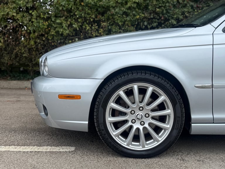 JAGUAR X-TYPE 2.2d S 2009 4dr Auto | Genuine 48,000 mls | Full Service History