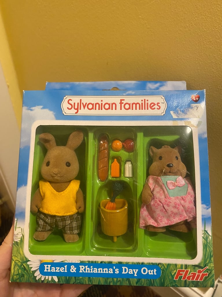 image for Slyvanian Families Shopping Set