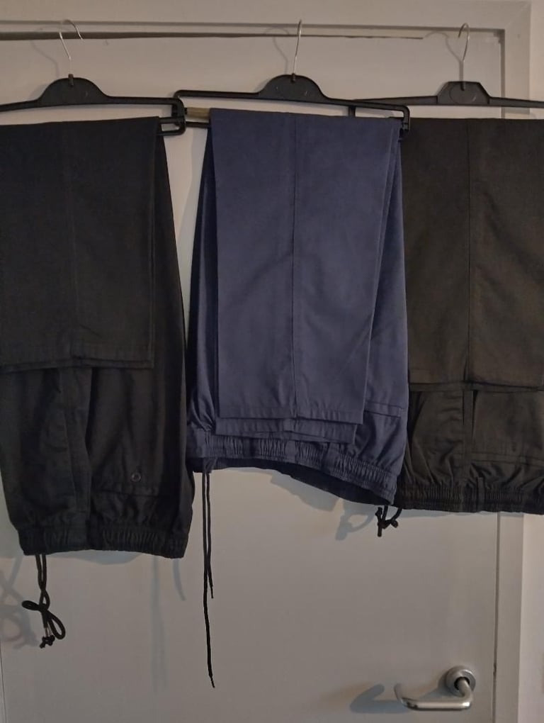 image for 3 pair as in new men trousers front tiers 2 sized 38w 29 leg 1 sized 40w 29 leg