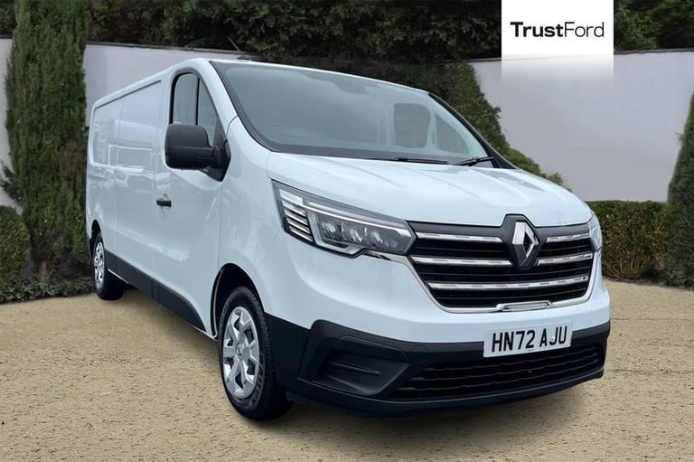 2023 Renault Trafic Business+  LWB  LL30 Blue dCi 130PS, CRUISE CONTROL, ANDROID AUTO APPLE CAR P...
