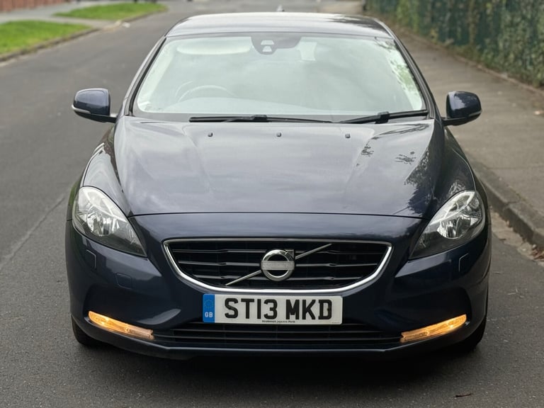 2013 Volvo V40 T3 SE 5dr HATCHBACK Petrol Manual