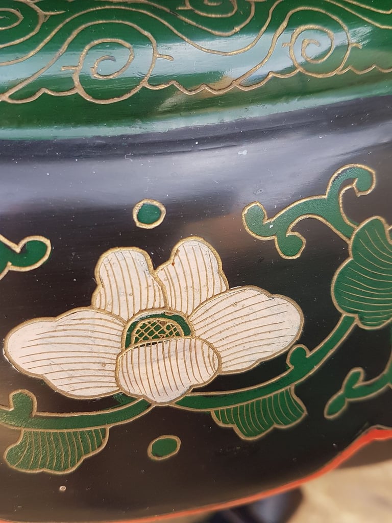 Antique cloisonne garden stall