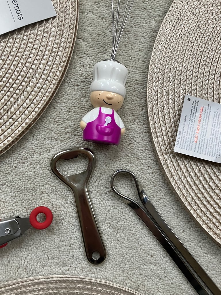 Kitchen starter pack: 6Placemats/Strainer/Tongs/Joie Whisk/Bottle Opener/Lolly moulds