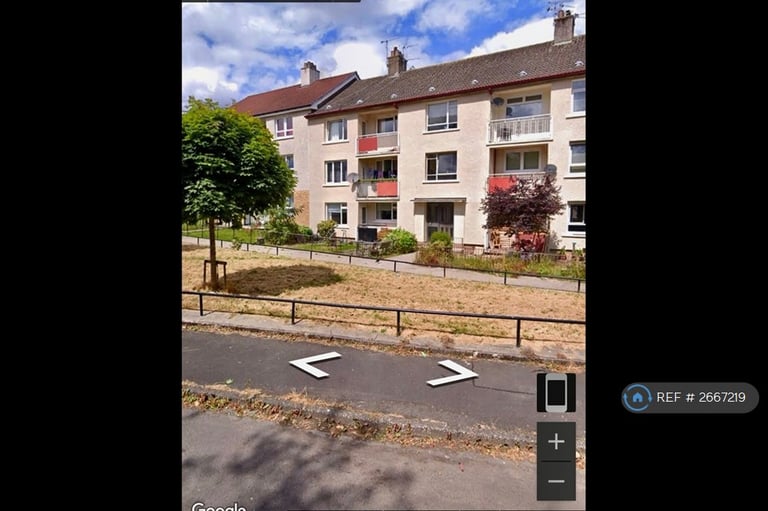 2 bedroom flat in Netherplace Crescent, Glasgow, G53 (2 bed) (#2667219)