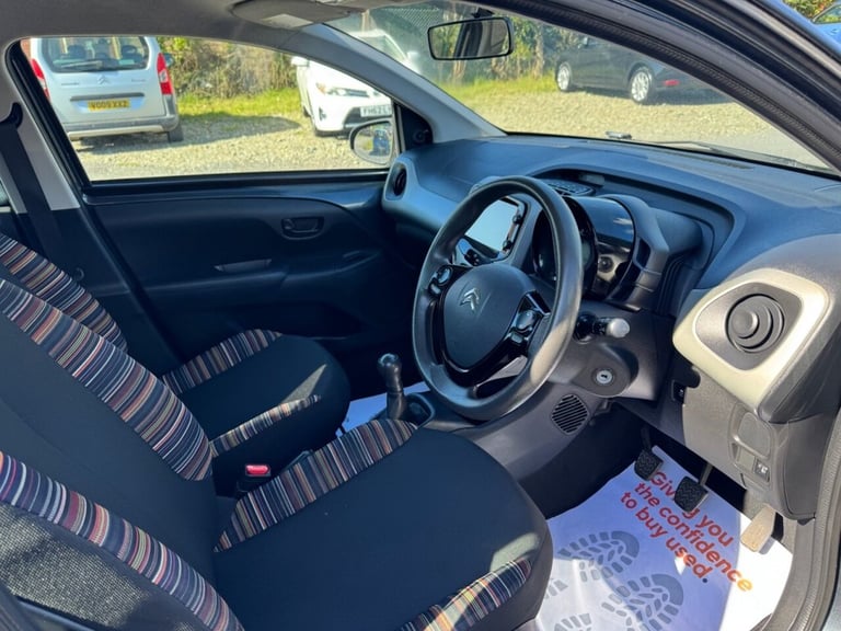 2014 Citroen C1 1.0 VTi Feel Hatchback 5dr Petrol Manual Euro 5 (Euro 5) (68 ps) Hatchback Petrol...