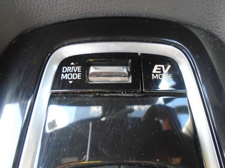 2021 Toyota Corolla 1.8 VVT-i Hybrid Icon Tech 5dr CVT ESTATE PETROL/ELECTRIC Automatic