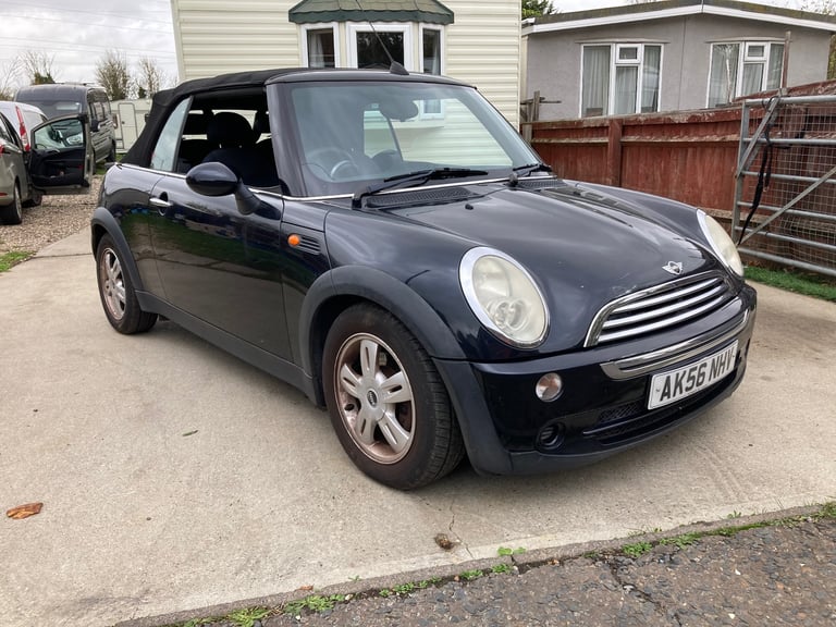 Mini, CONVERTIBLE, Convertible, 2006, Manual, 1598 (cc), 2 doors