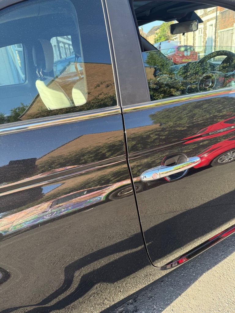 Fiat 500 hybrid, low mileage 72 reg 