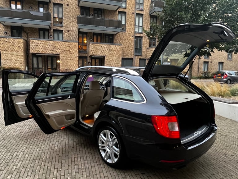 2011 Skoda Superb 1.8 TSI Elegance Estate 5dr Petrol DSG 