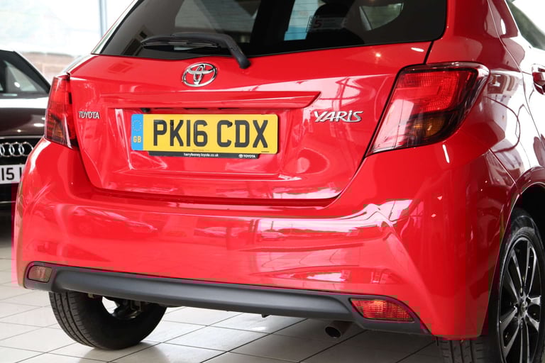 2016 Toyota Yaris 1.3 Yaris Icon VVT-I 5dr Hatchback Petrol Manual