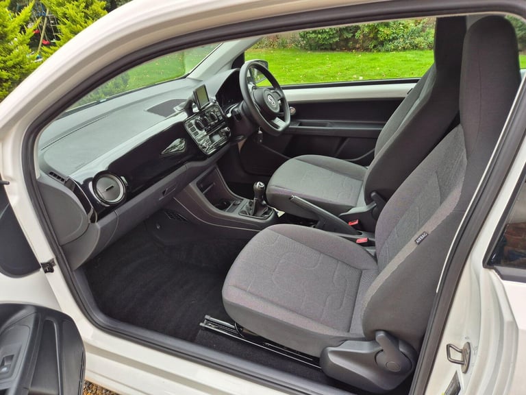 2012 Volkswagen up! 1.0 Move up! Euro 5 3dr HATCHBACK Petrol Manual