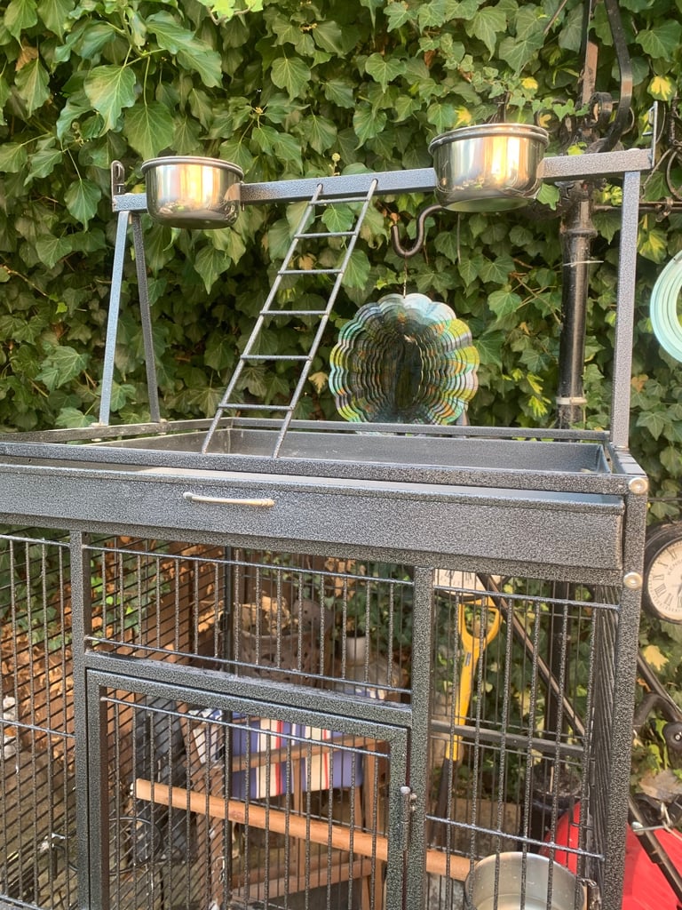 As new parrot cage 