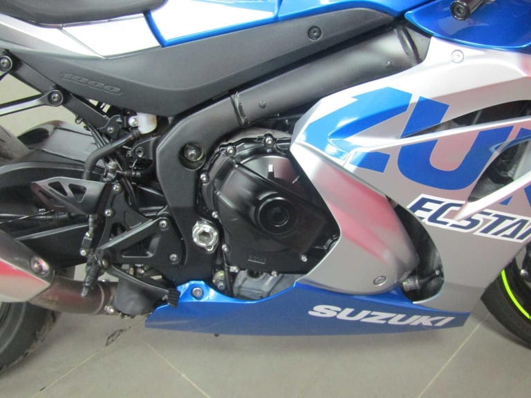 2021 Suzuki GSX-R1000RZ