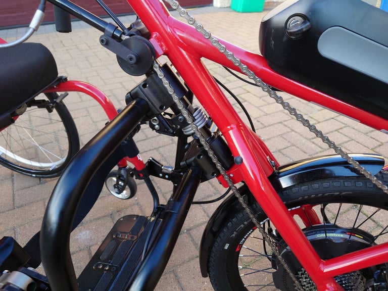 Quickie Hybrid Attitude Bike & Quickie Argon 2 Wheelchair