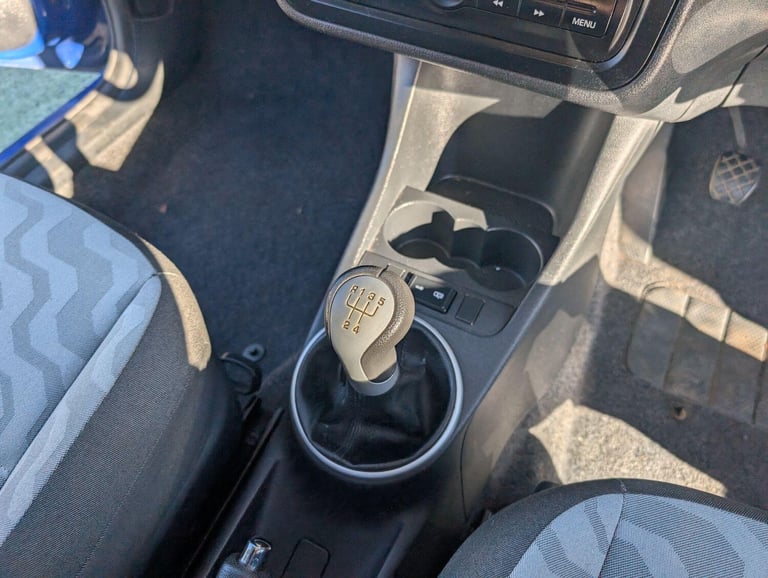 2009 Skoda Fabia 1.2 HTP 12V 2 5dr HATCHBACK Petrol Manual