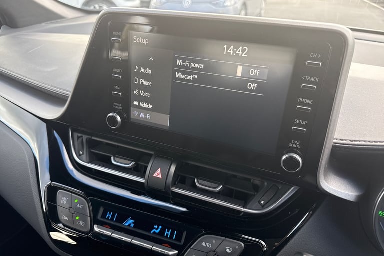 2022 Toyota C-HR 1.8 VVT-h Icon CVT Euro 6 (s/s) 5dr SUV PETROL/ELECTRIC Automatic