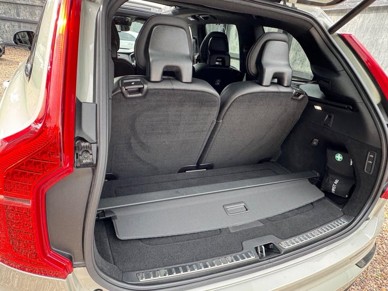 2019 Volvo XC90 2.0 B5 MHEV R-Design Pro Auto 4WD Euro 6 (s/s) 5dr ESTATE Diesel/Electric Hybrid ...