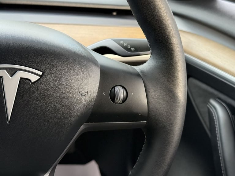 2021 Tesla Model 3 Standard Plus 4dr Auto SALOON ELECTRIC Automatic