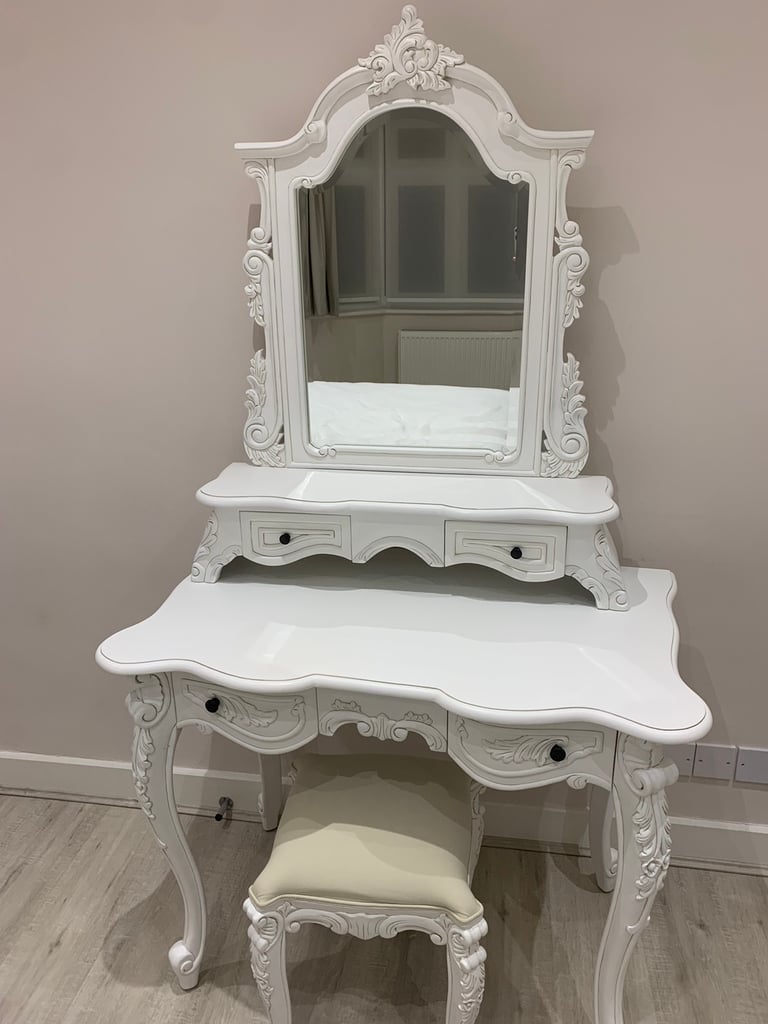 French antique style dressing table with mirror | in Barnet, London |  Gumtree