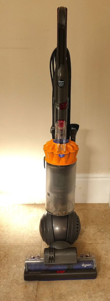 Dyson DC40 Roller Ball Upright Vacuum Cleaner Excellent
