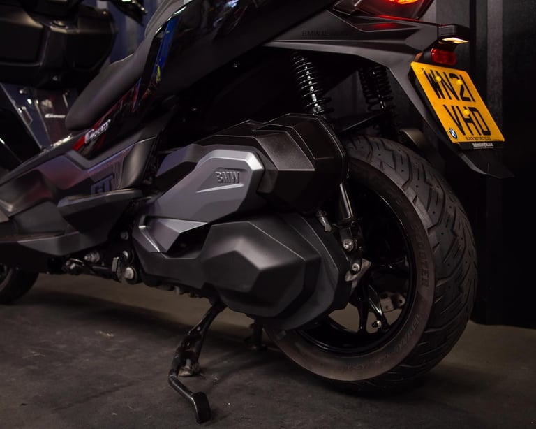 2021 BMW C400 GT Scooter - Great Condition - Perfect for Commuting or Touring