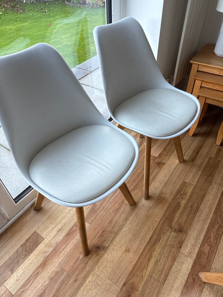 image for Dining table chairs x8