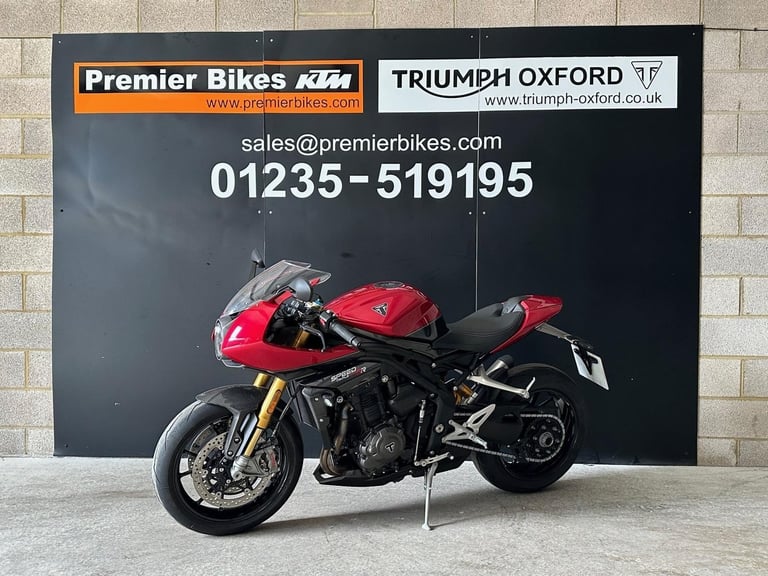 Stunning Low Mileage 2021/71 Triumph Speed Triple 1200 RR Motorcycle 