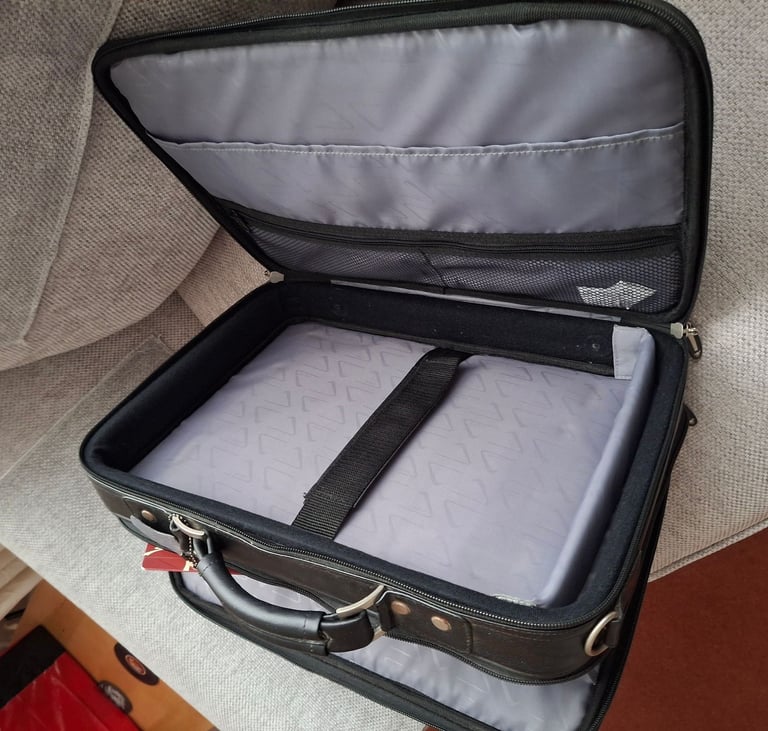 New Leather Antler Laptop Case / Bag. Labelled. Several side storage pockets.see pictures
