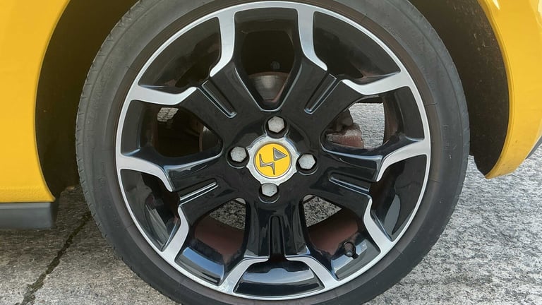 2016 DS Automobiles DS 3 1.2 PureTech Elegance 3dr Hatchback Petrol Manual