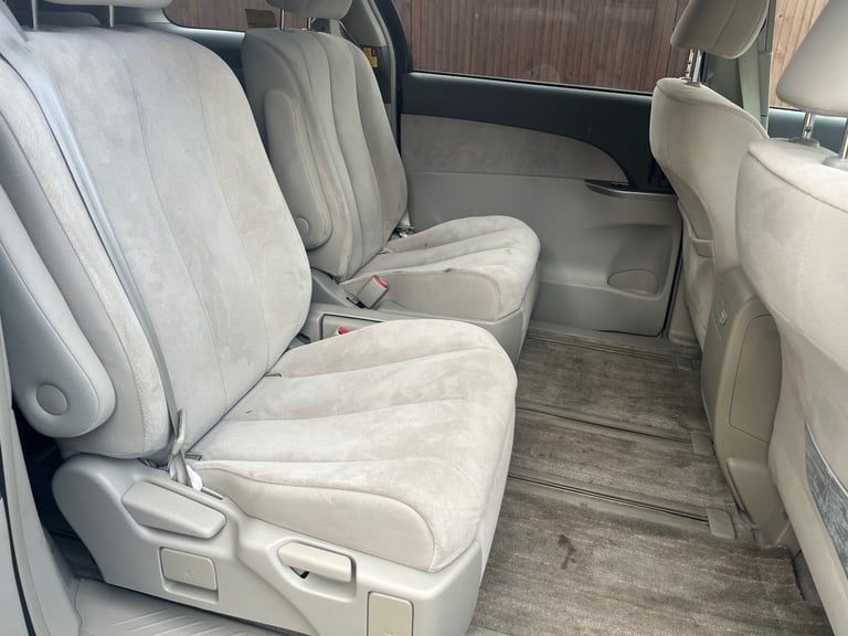 Toyota, 2012, 2360 (cc)