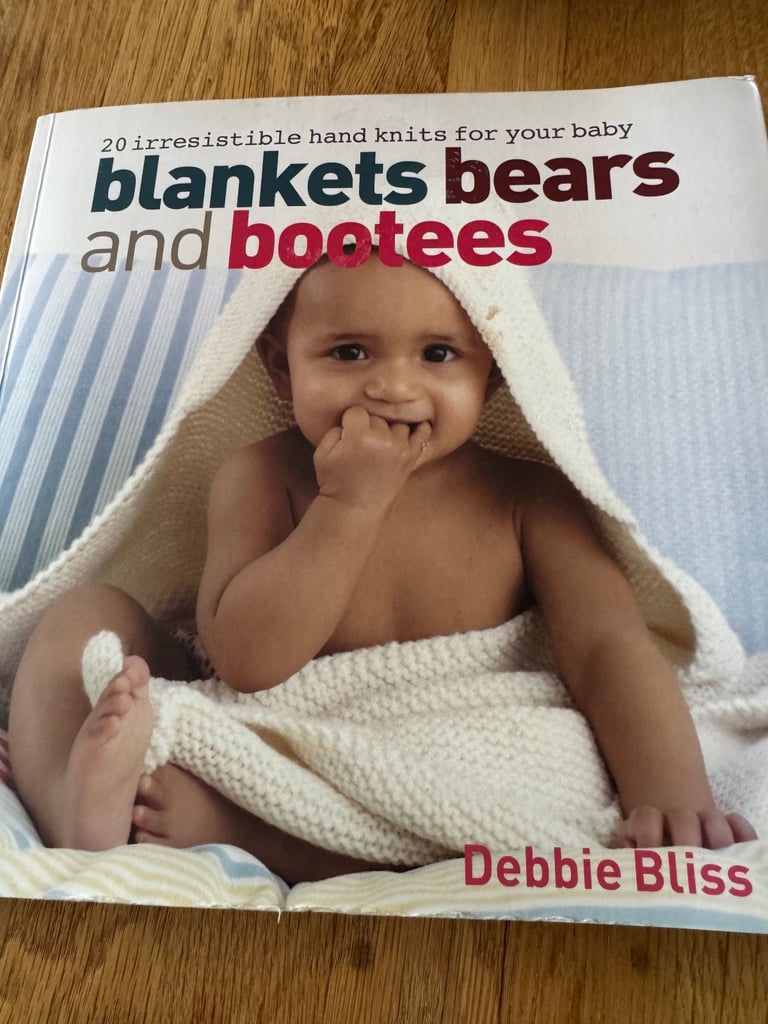 Knitting patterns for babies