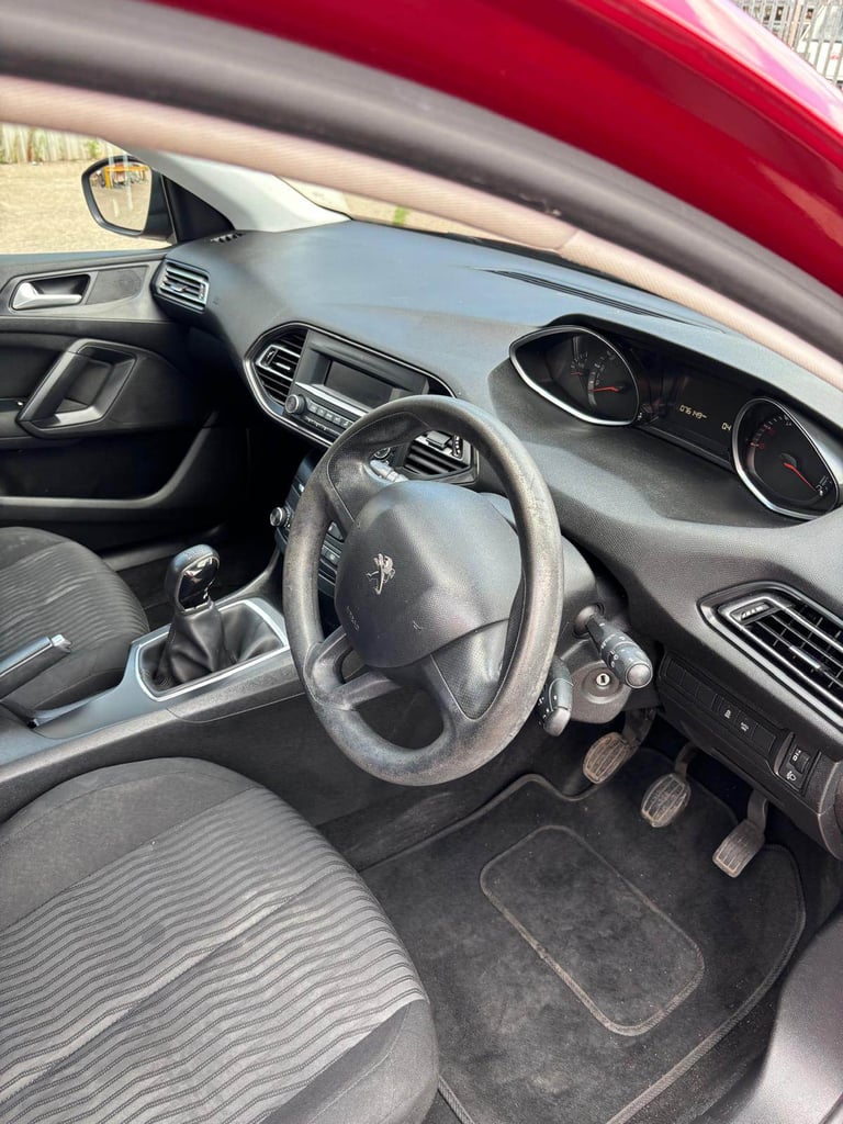 Peugeot Estate, 308 Access SW Blue HDI, Estate, 2016, Manual, 1560 (cc), 5 doors