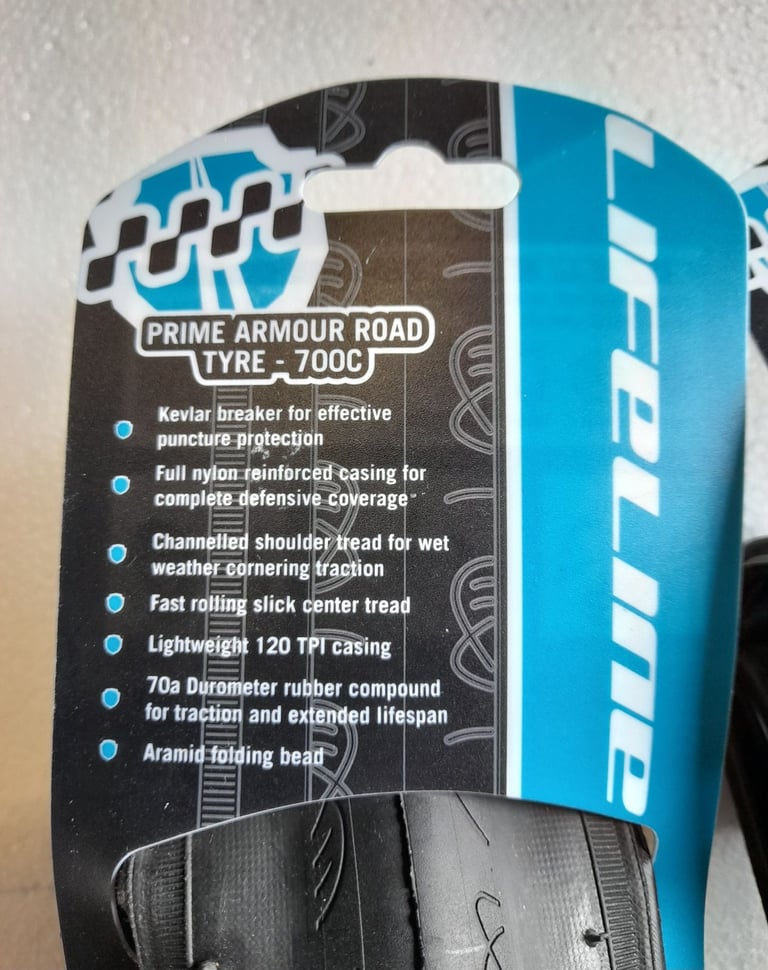 New 700c Road Bike Tyres 