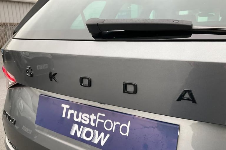 2022 Skoda Kodiaq 1.5 TSI Sport Line 5dr DSG [7 Seat] ESTATE PETROL Automatic