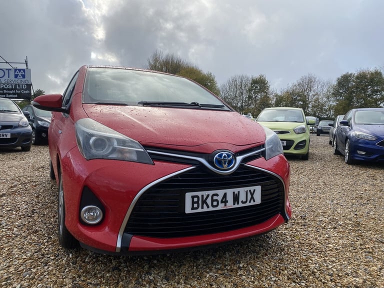 TOYOTA YARIS 1.5 VVT-h Icon 2014