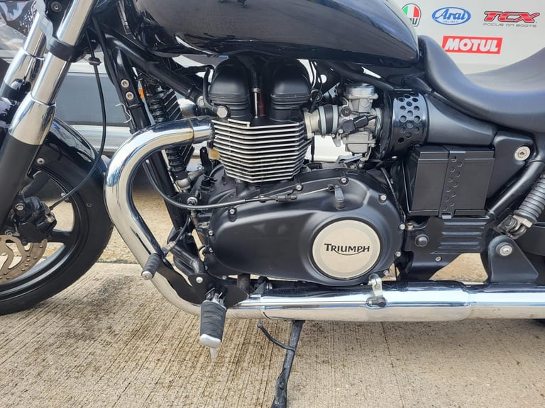 2014 Triumph SPEED MASTER 865