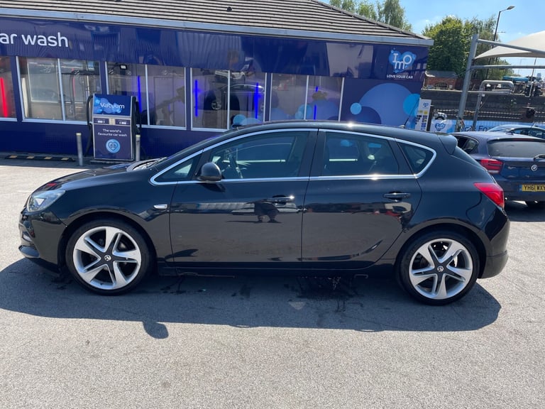2015 Vauxhall Astra 1.6i 16V Limited Edition 5dr [Leather] HATCHBACK Petrol Manual