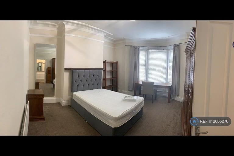 3 bedroom flat in Buston Terrace, Newcastle Upon Tyne, NE2 (3 bed) (#2665276)