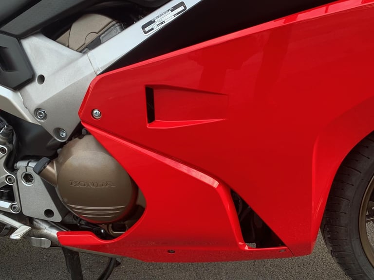 Honda VFR 800 - 2 YEAR WARRANTY 