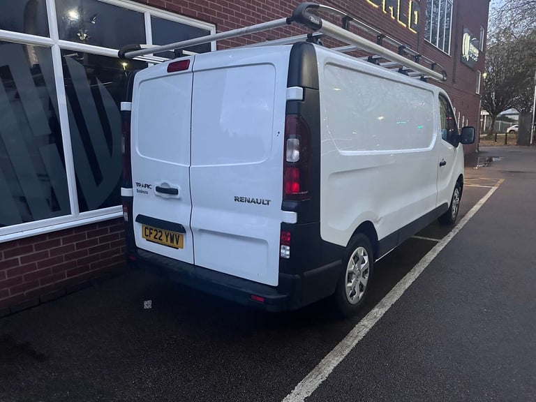2022 Renault Trafic 2.0 Trafic LL30 Business Blue dCi Panel Van Diesel Manual