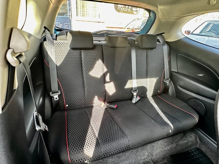 2011 Mazda Mazda2 1.5 Sport Hatchback 3dr Petrol Manual Euro 5 (102 ps) Hatchback Petrol Manual